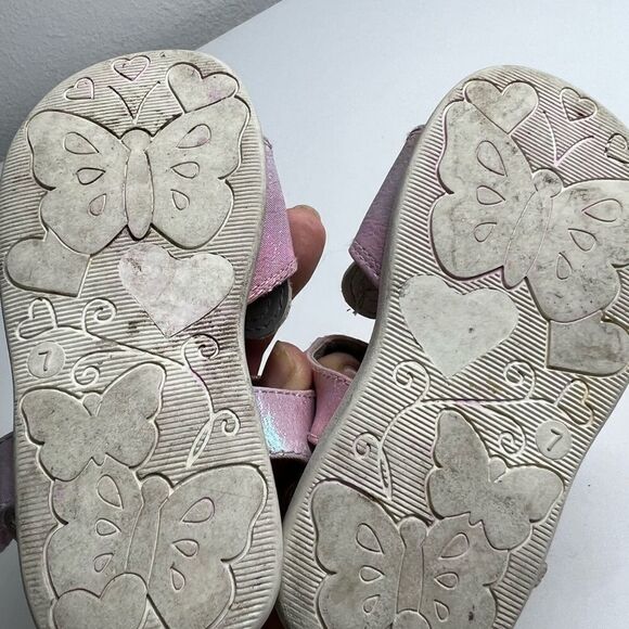 Sugar Shoes Bear Sandals Color: Pink Size: 7 - Picture 5 of 5